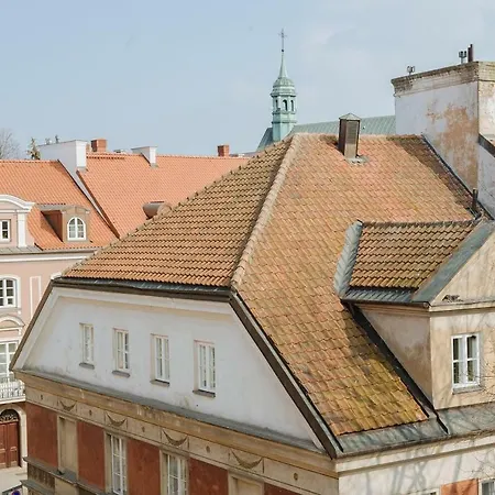 Concierge Swietojerska Old Town Warsaw